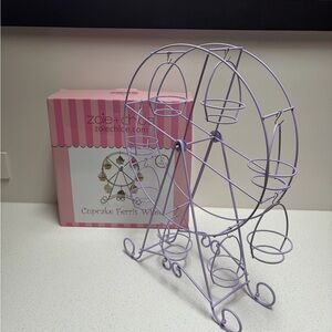 Zoie + Chloe Purple Cupcake Ferris Wheel Stand